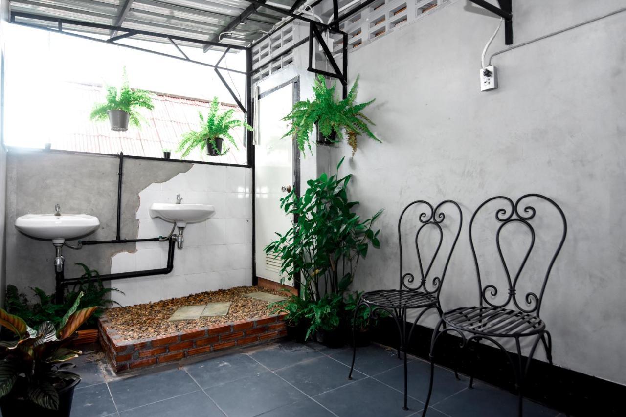 Kayan Hostel Чиангмай Екстериор снимка