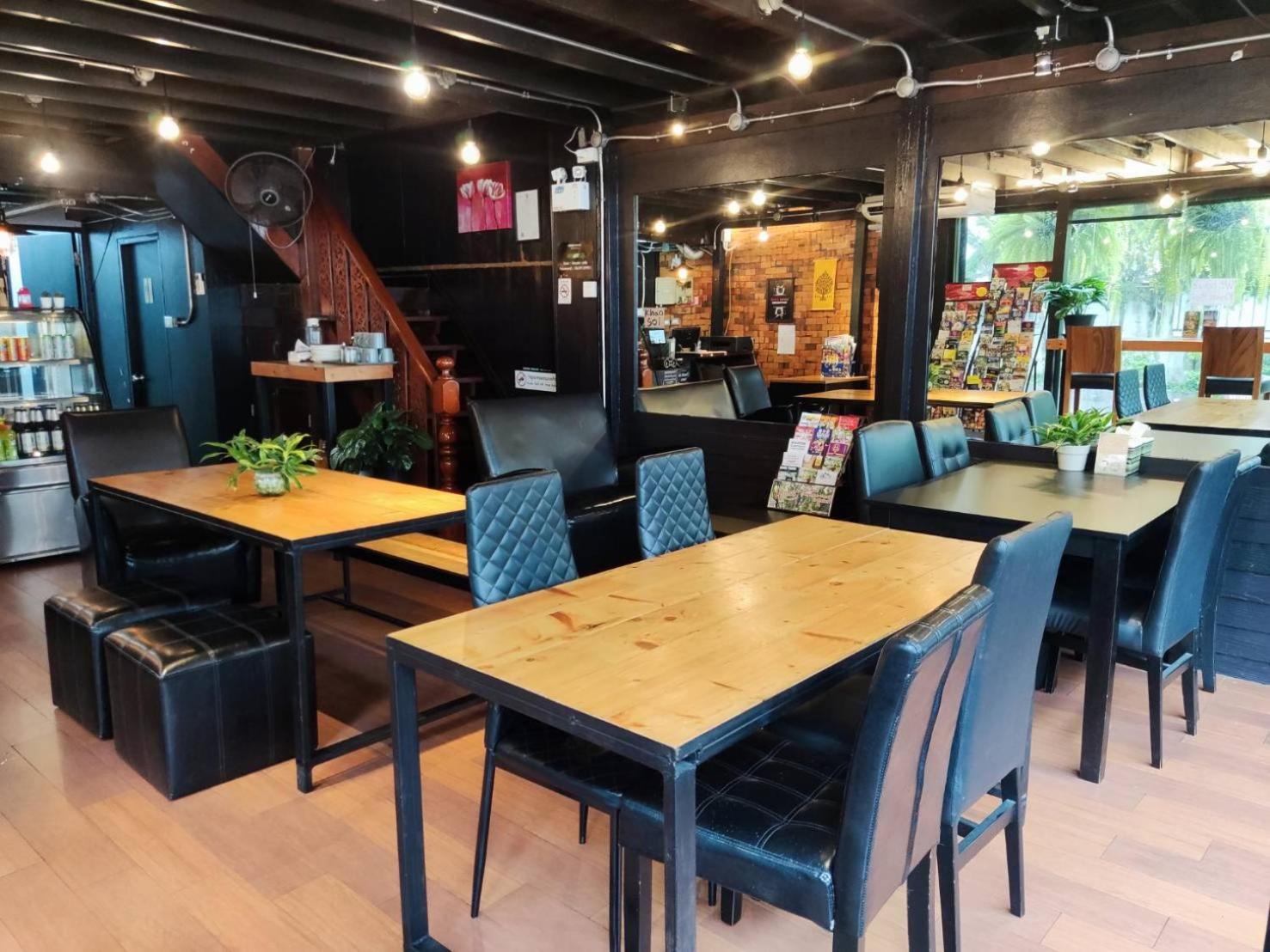 Kayan Hostel Чиангмай Екстериор снимка