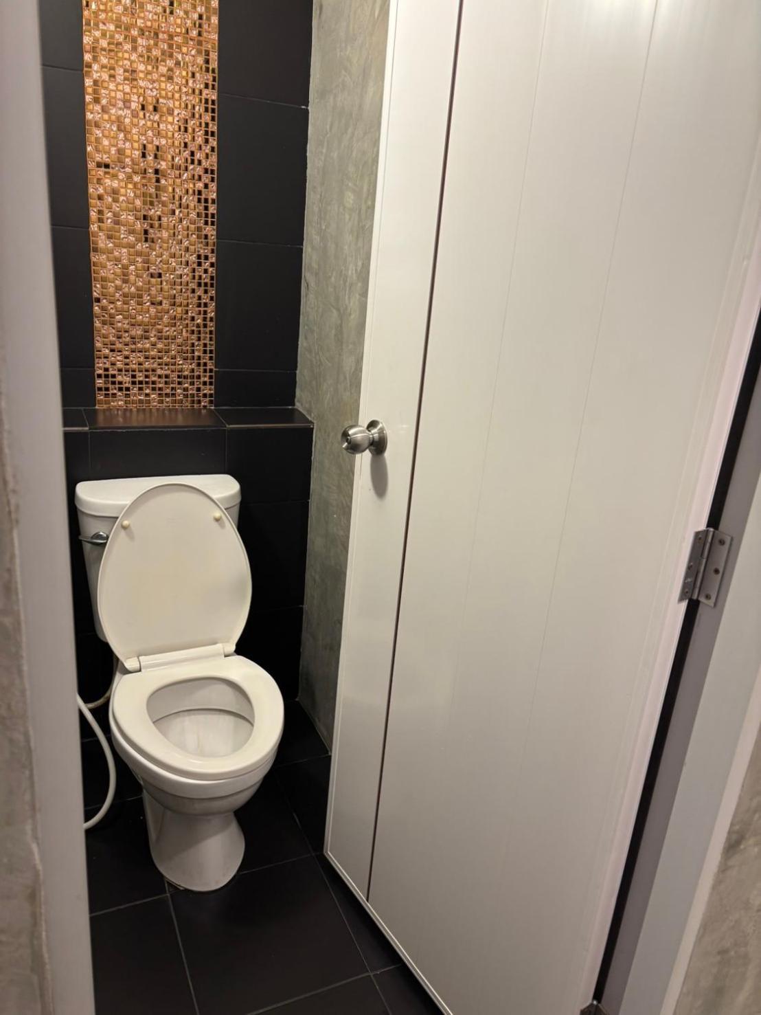 Kayan Hostel Чиангмай Екстериор снимка