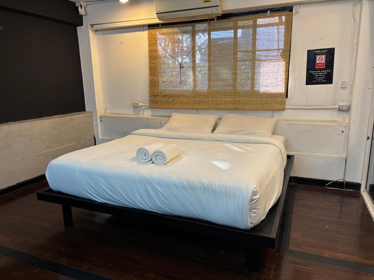 Kayan Hostel Чиангмай Екстериор снимка